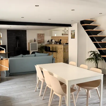 La Benitienne, Maison En Pierres Avec Terrasse * Beny-sur-Mer
